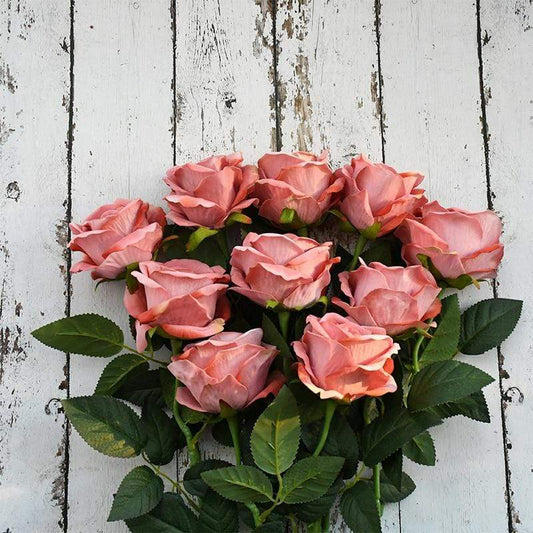 10pcs Silk Roses Blackbrdstore