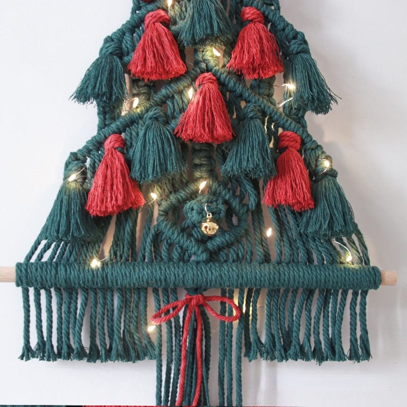 Macrame Red And Green Christmas Tree Wall Hanging Blackbrdstore