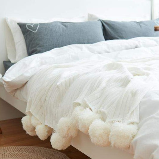 Pom Pom Blanket Blackbrdstore