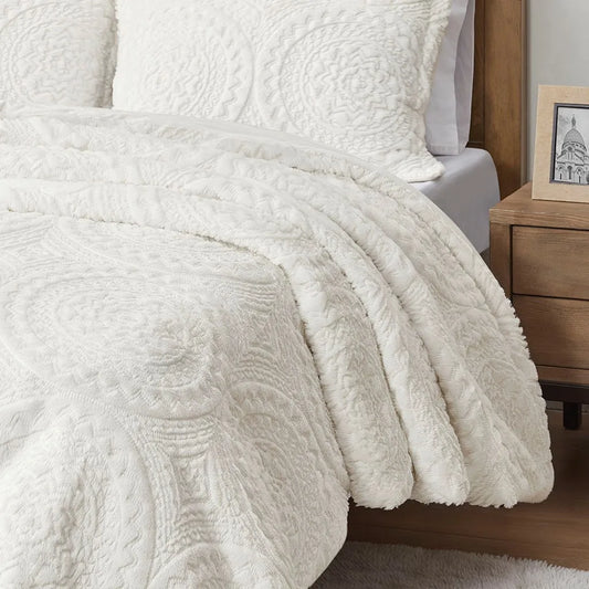 Veloura Medallion Plush Comforter Set