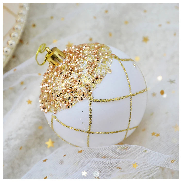 White and Gold Christmas Tree Ornaments