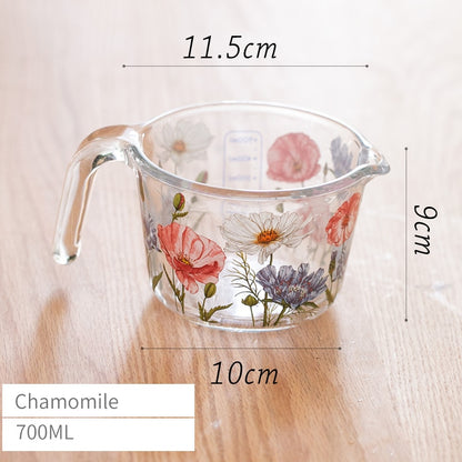 Retro Flowers Measuring Cup with Lid