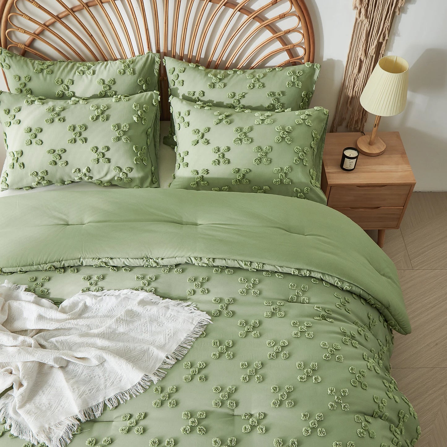 Verdant Blossom Tufted Bedding Set