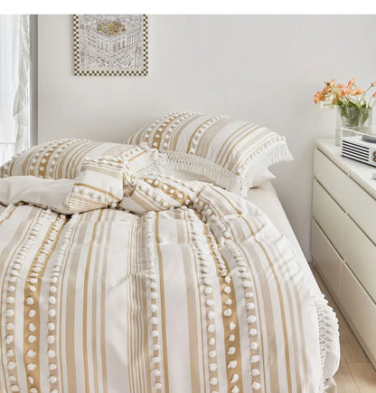 WanderWeave Pom-Stripe Bedding Set
