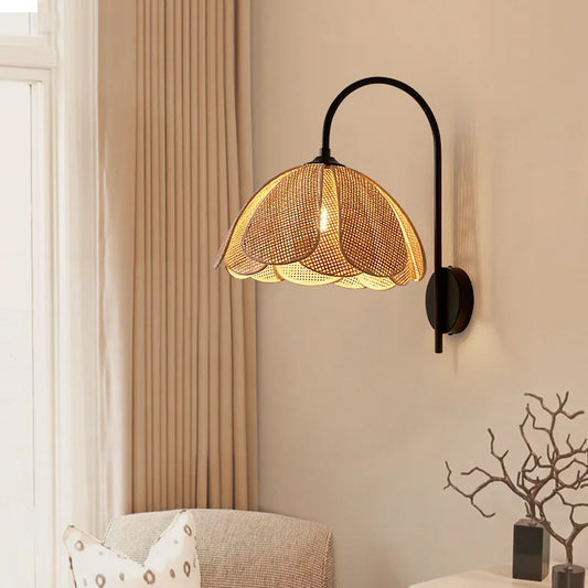 Rattan Floral Wall Lamp