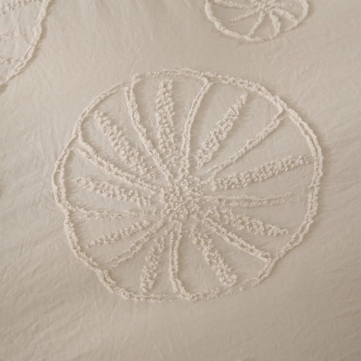 Melissa Tufted Circle Duvet Cover Set