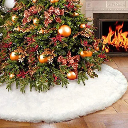 Plush Faux Fur White Christmas Tree Skirt