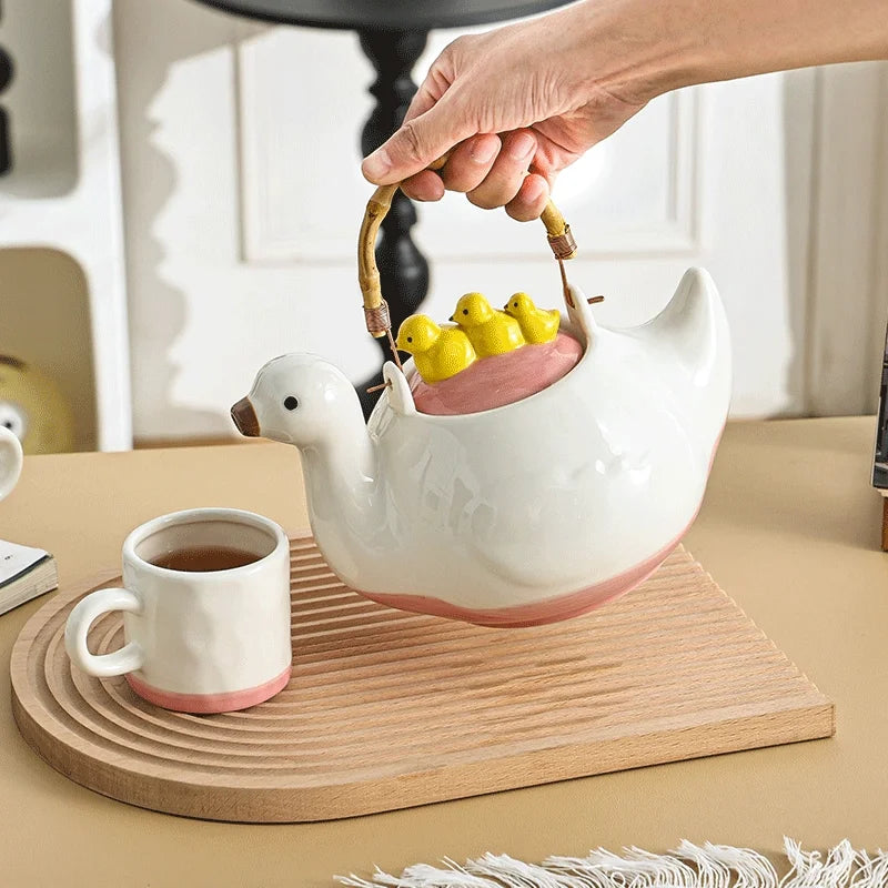 Golden Quackstone Ceramic Tea Kettle Set