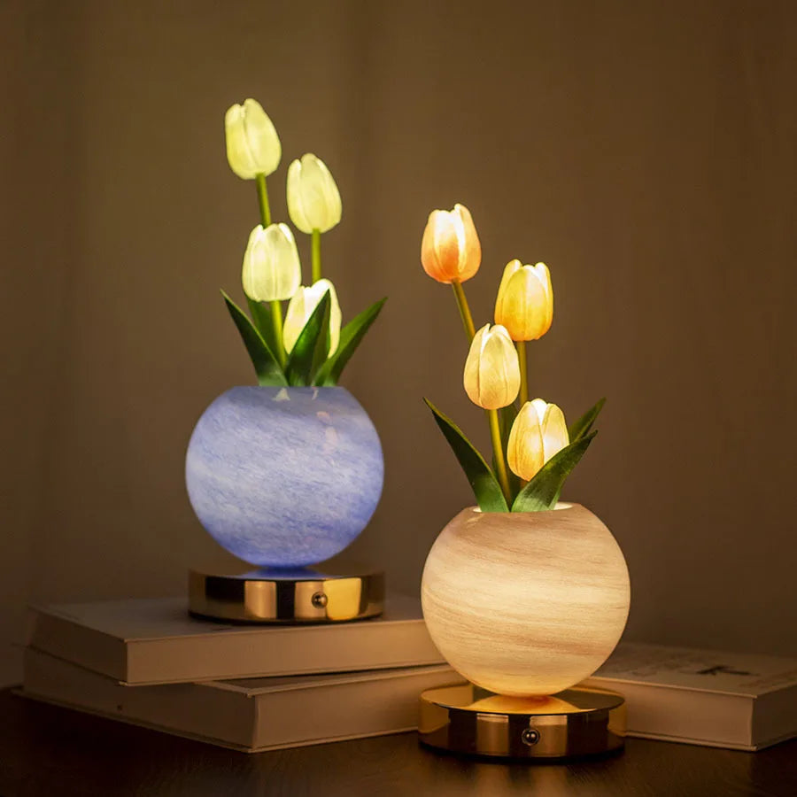 LumiTulip Glow Planet Lamp