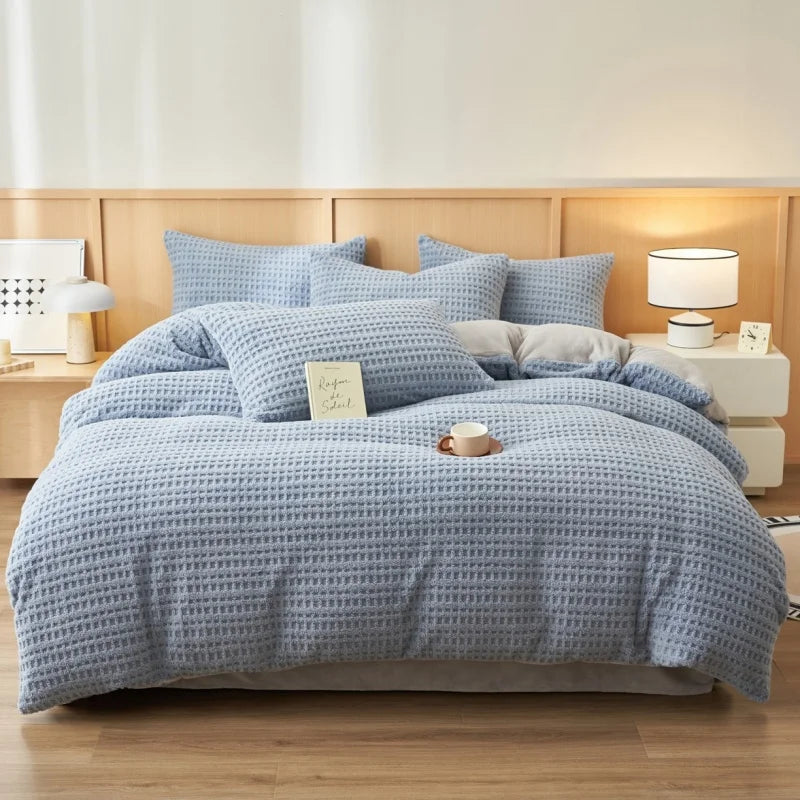 CloudLuxe Milk Velvet Bedding Set