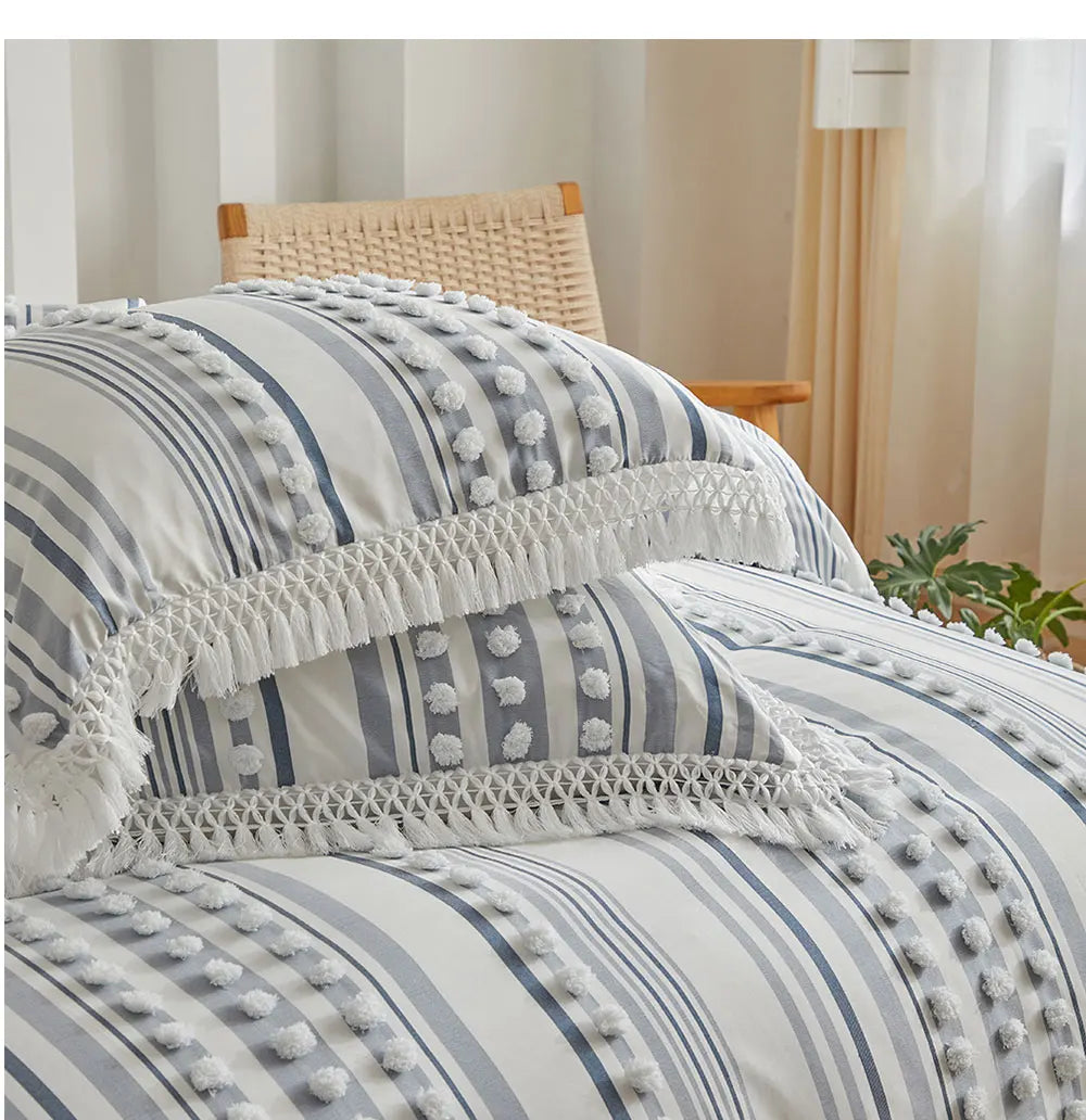 WanderWeave Pom-Stripe Bedding Set