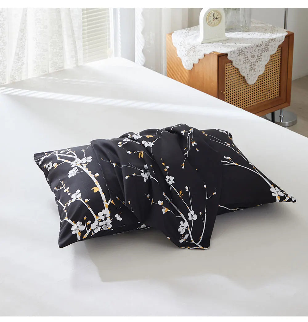 Sakura Spring Black Duvet Cover Set