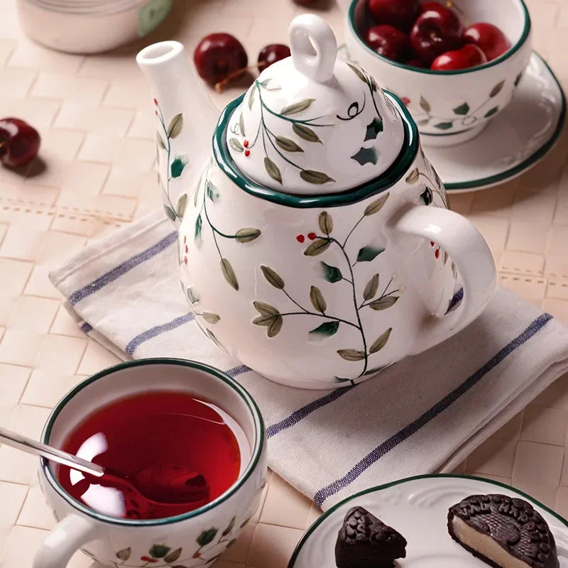 Winterberry Teapot Set