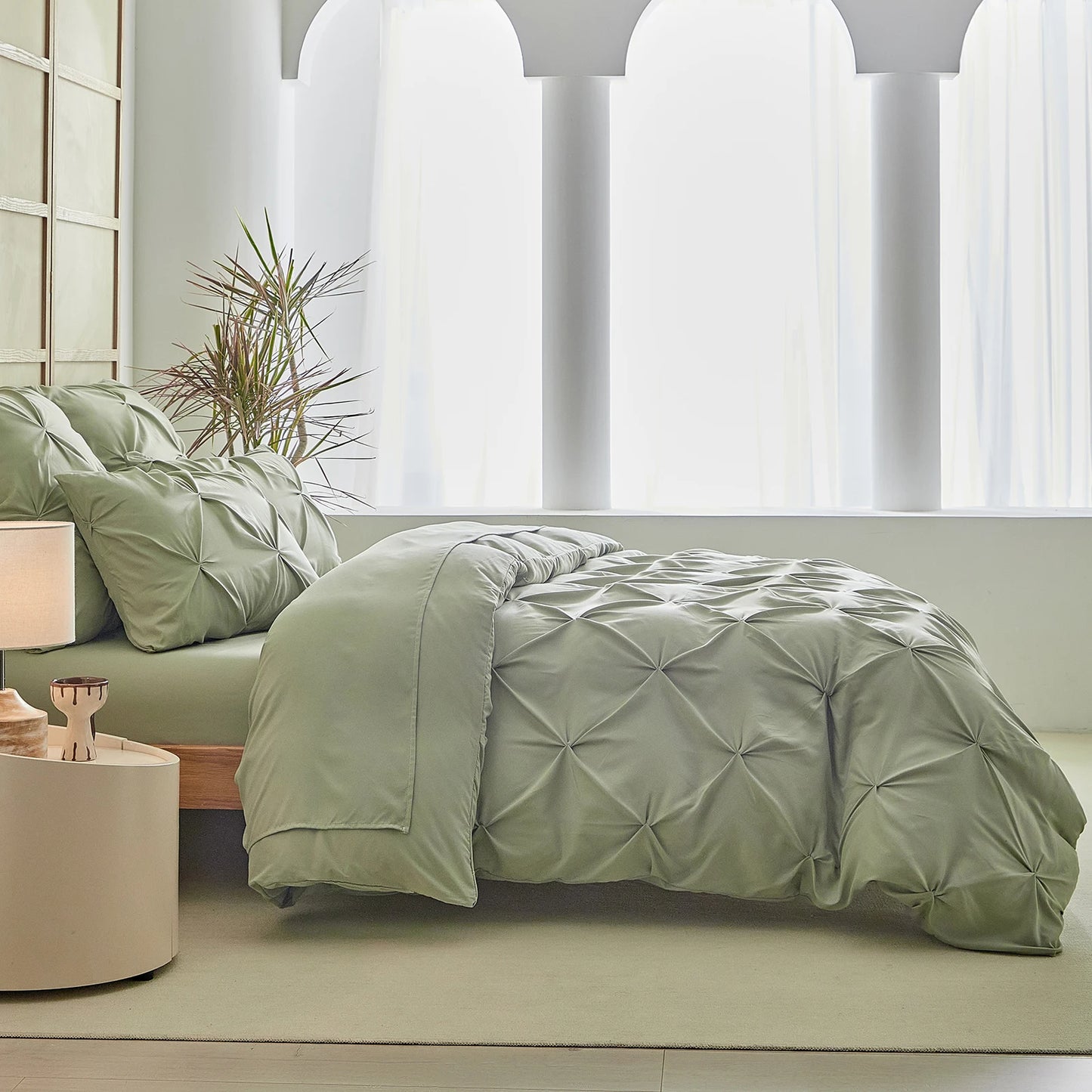 Athena Lux Pinch Pleat Comforter Set