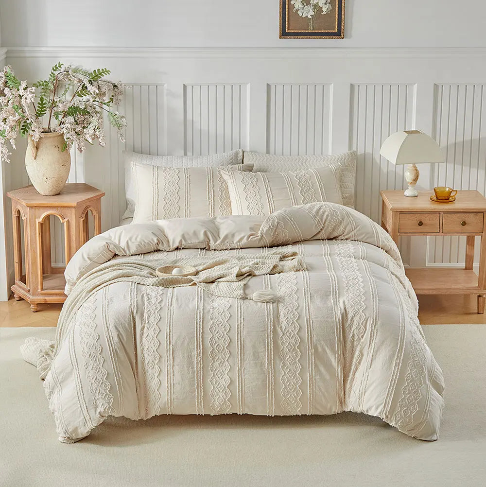 LoomSerene Geometric Tufted Duvet Set