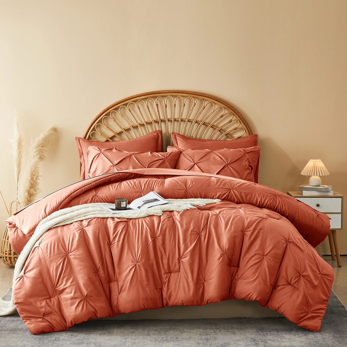 The Silver Pleat Comforter Set