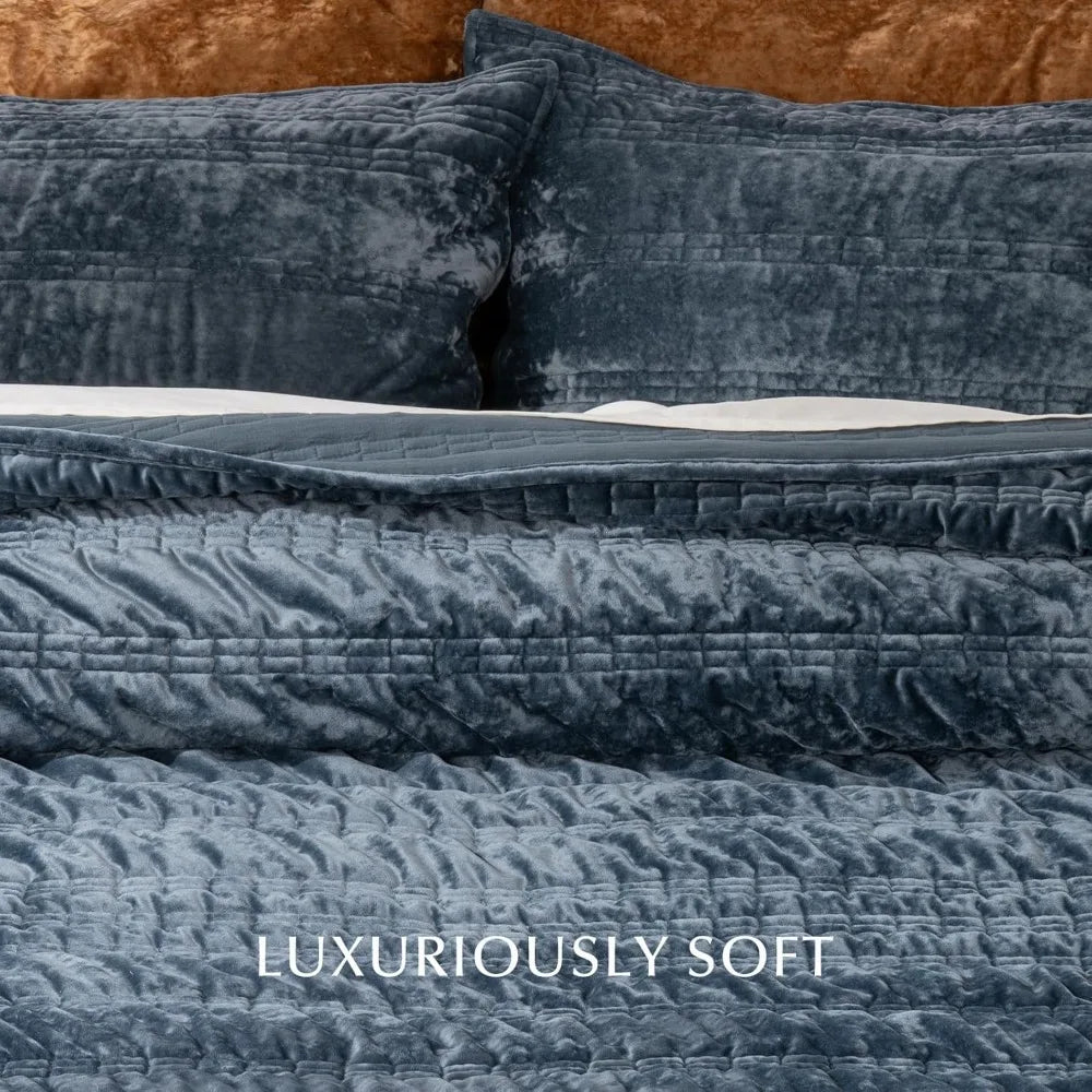 Velour Élan Quilt Set