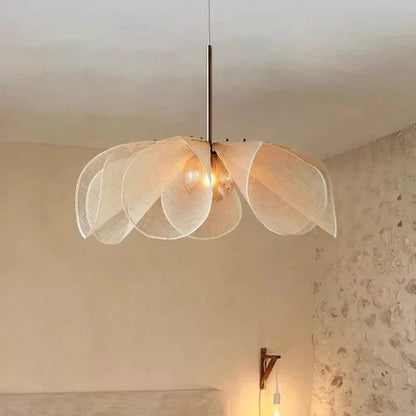 Petal Glow Pendant Light