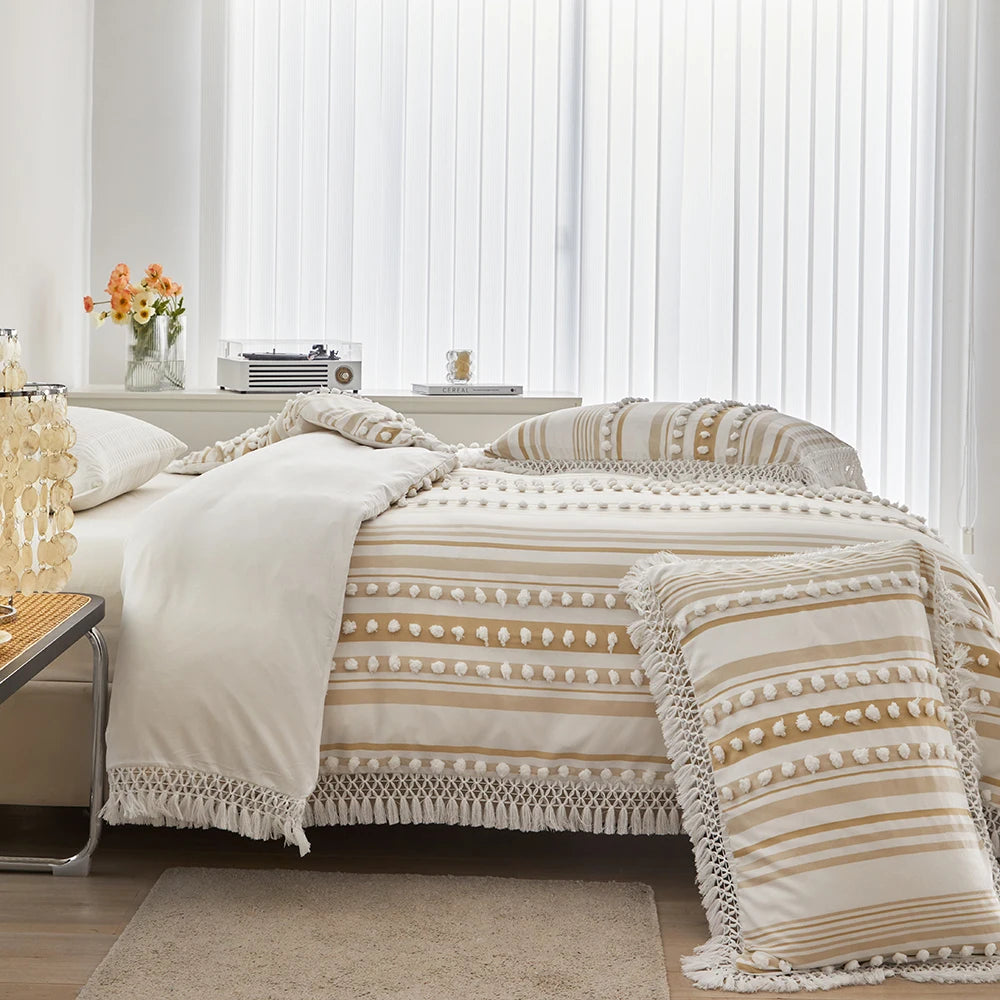 WanderWeave Pom-Stripe Bedding Set