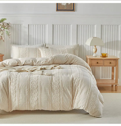 LoomSerene Geometric Tufted Duvet Set