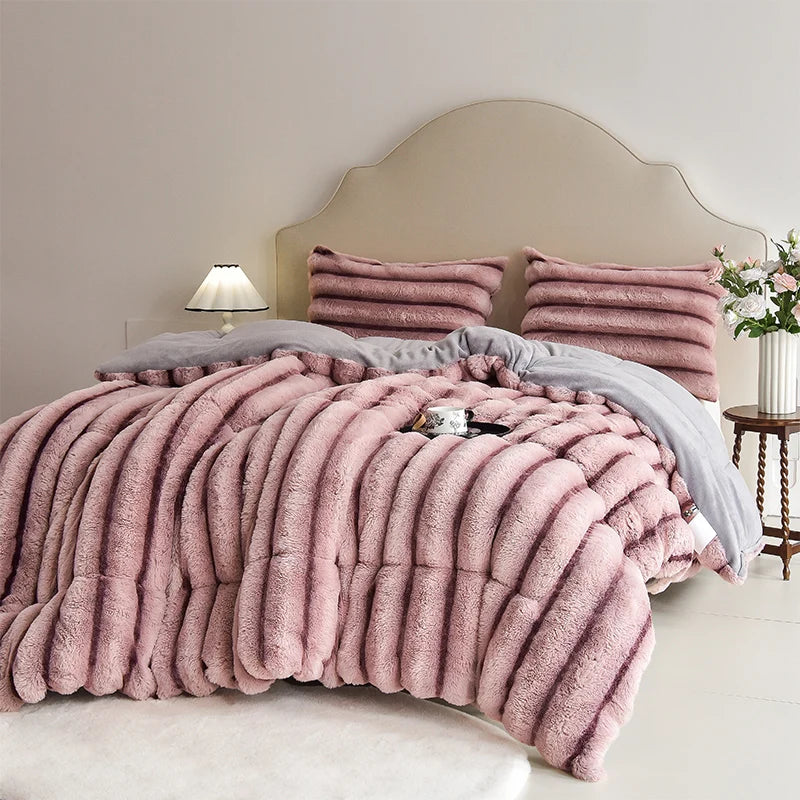 VelvetCloud Reversible Winter Comforter