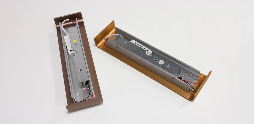 Linea Halo Wall Light