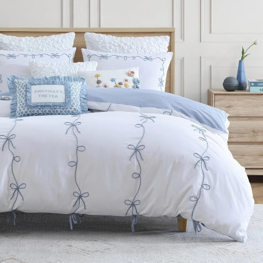 Blue Ribbon Whispers Duvet Set