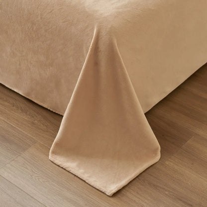 CloudLuxe Milk Velvet Bedding Set