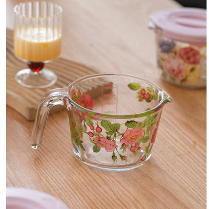 Retro Flowers Measuring Cup with Lid