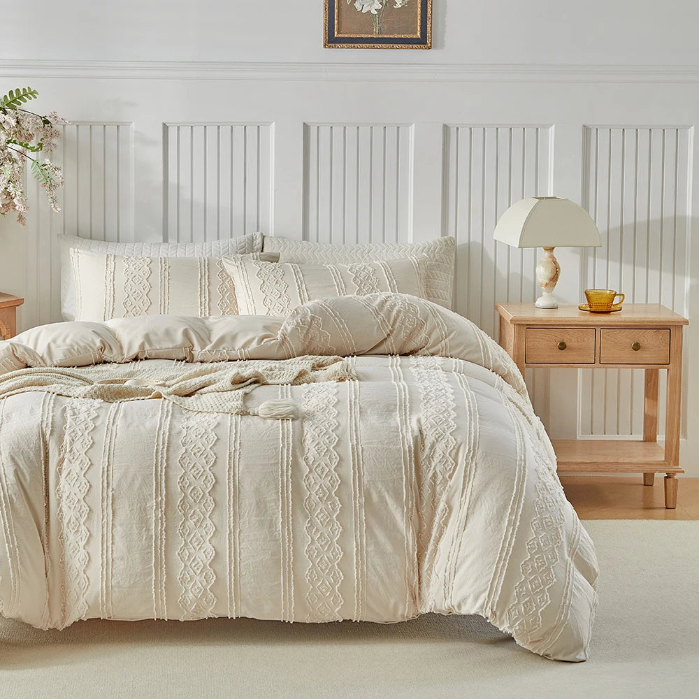 LoomSerene Geometric Tufted Duvet Set