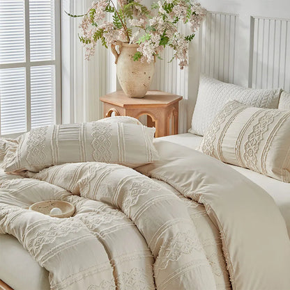 LoomSerene Geometric Tufted Duvet Set