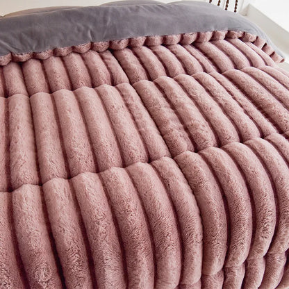 VelvetCloud Reversible Winter Comforter