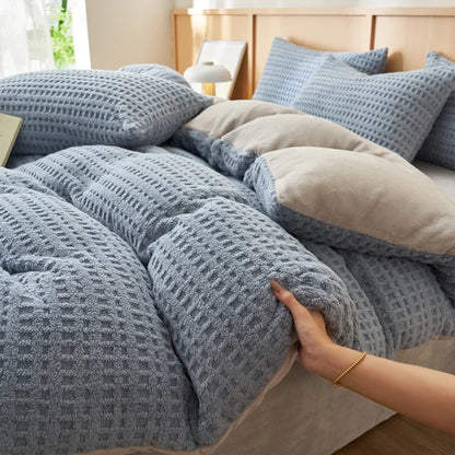 CloudLuxe Milk Velvet Bedding Set