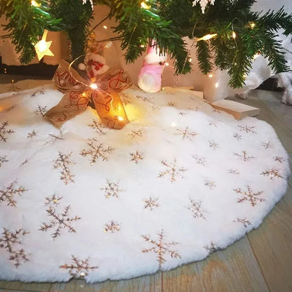 Snowflake Plush Christmas Tree Skirt