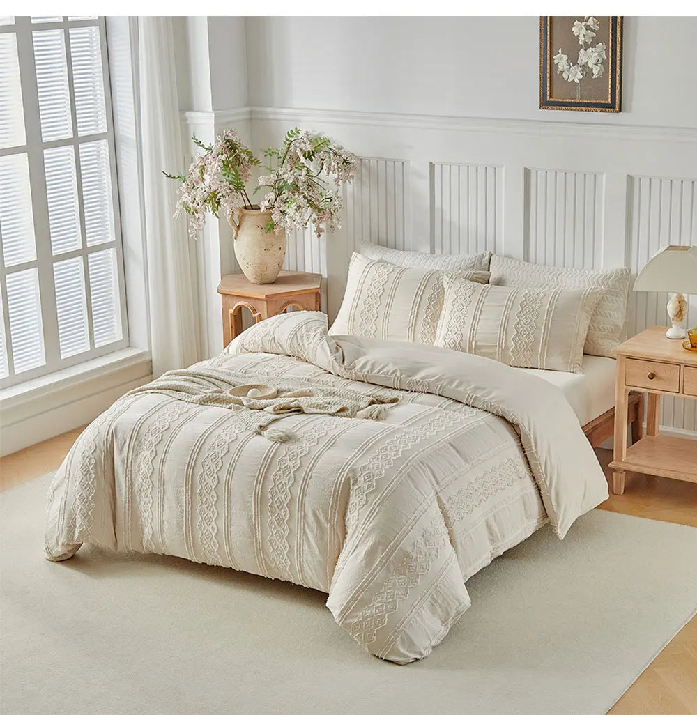 LoomSerene Geometric Tufted Duvet Set