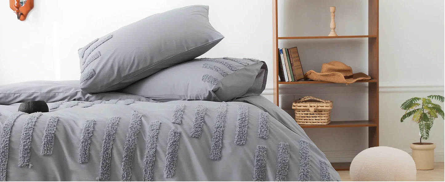 Stonefall Tufted Cotton Duvet Set