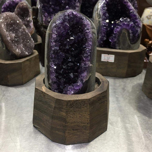 640g Natural Uruguay Purple Amethyst Crystal+stand Blackbrdstore