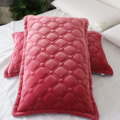 Chrisette 2 Pcs Crystal Velvet Pillowcase Blackbrdstore