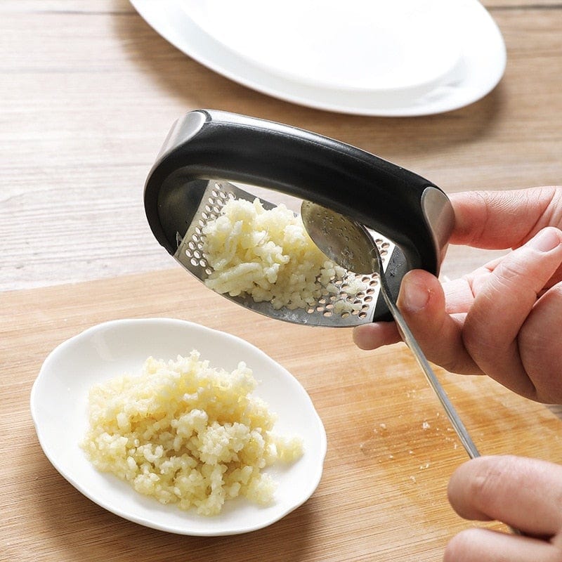 Garlic Press Mincer Blackbrdstore