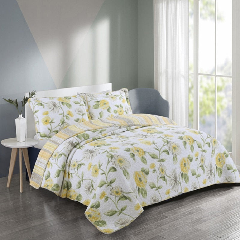 Yellow Flowers Quilt Set