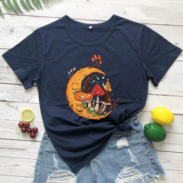 Moon And Magic MushroomsT-shirt Blackbrdstore