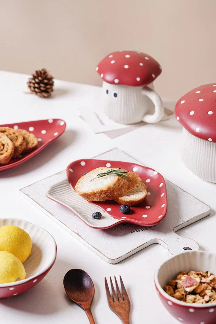 Mushroom Lidded Soup Bowl