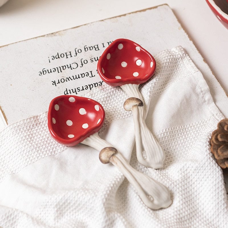 Mushroom Shaped Plates Blackbrdstore