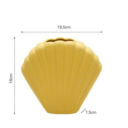 Shell Vase Blackbrdstore