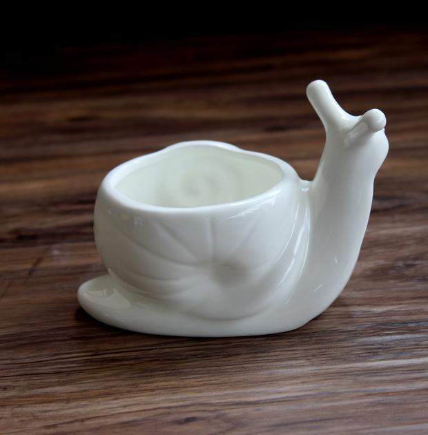 Snail Flower Pot Blackbrdstore