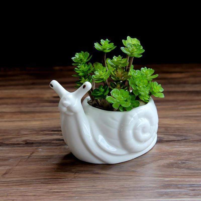 Snail Flower Pot Blackbrdstore