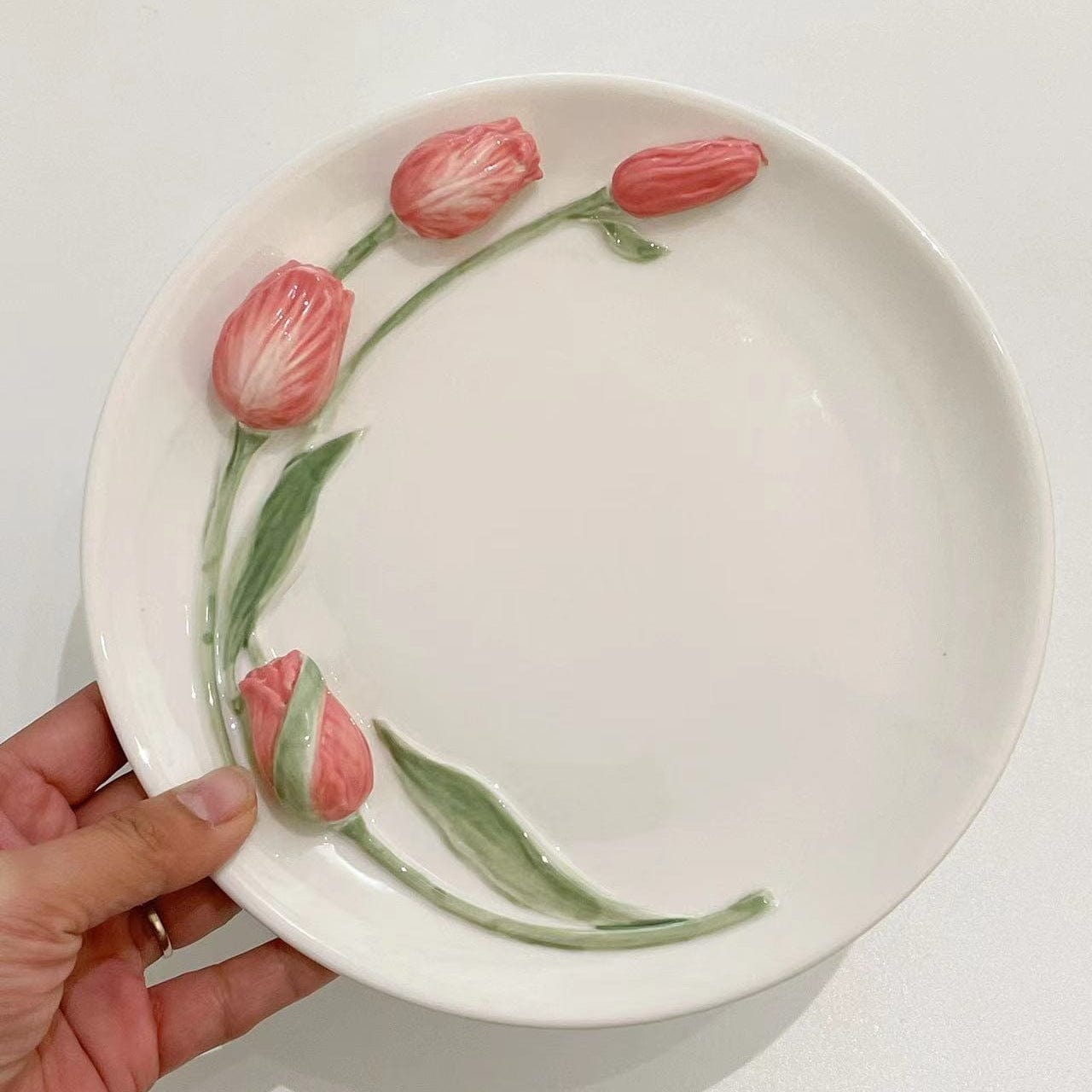 Tulip Plate Blackbrdstore
