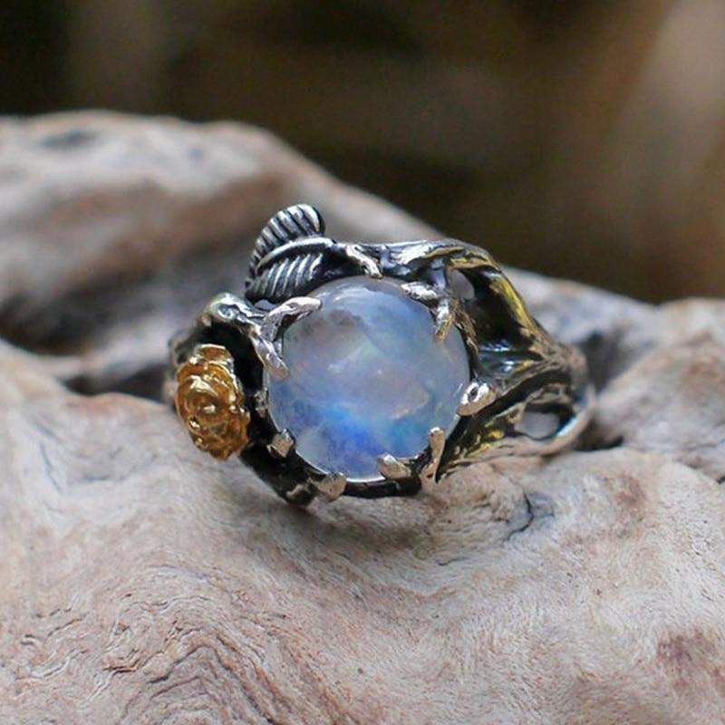 Vintage Moonstone Ring Blackbrdstore