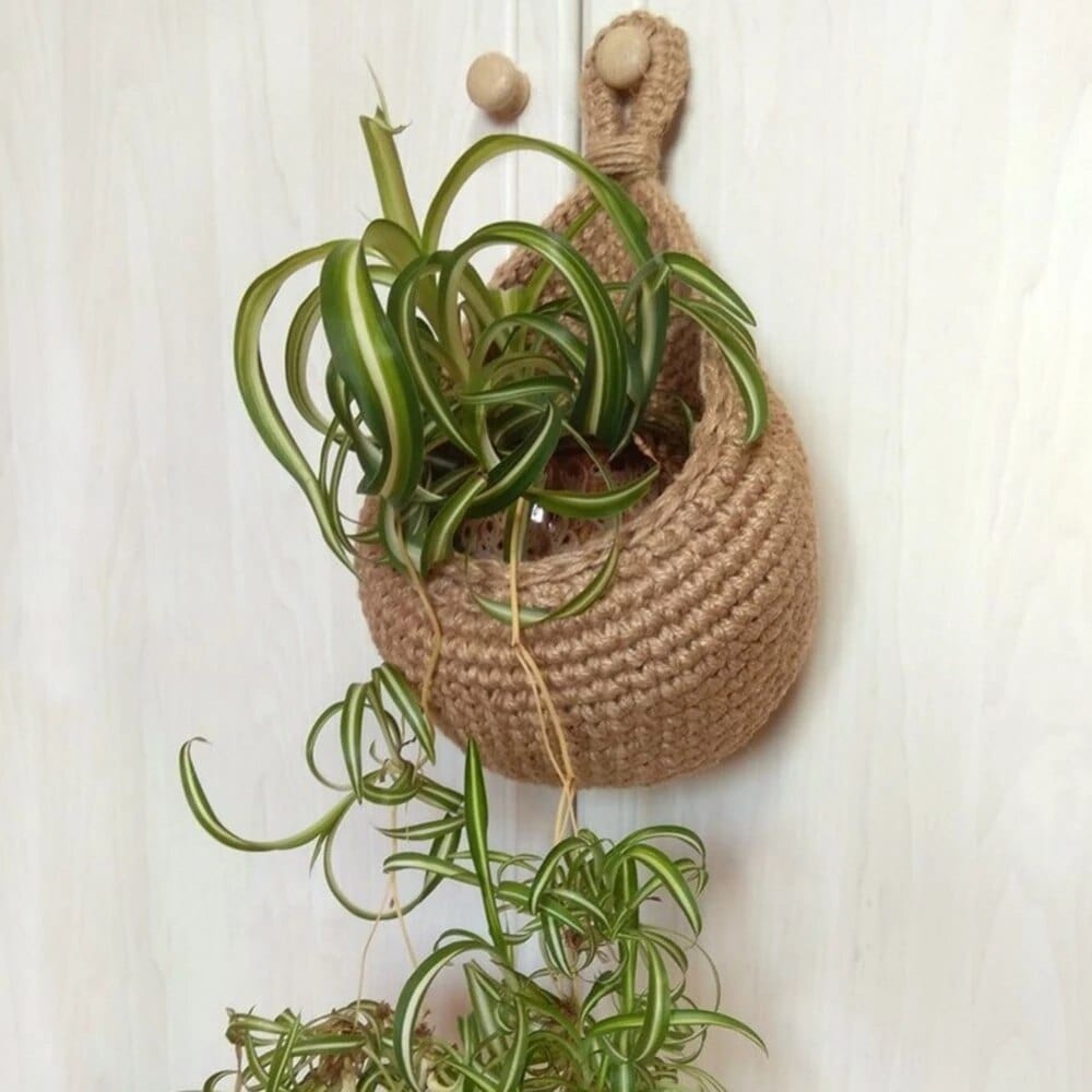 https://blackbrdstore.com/cdn/shop/products/Wall-Hanging-Vegetable-and-Fruit-Basket-Blackbrdstore-351_1445x.jpg?v=1673473565