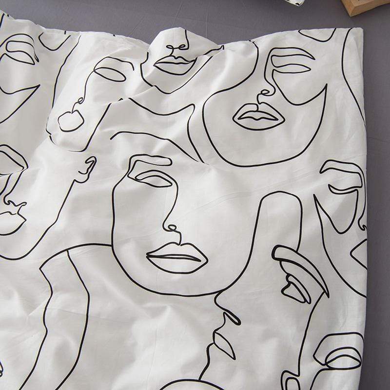 Blackbrdstore Reversible Abstract Face Bedding Set